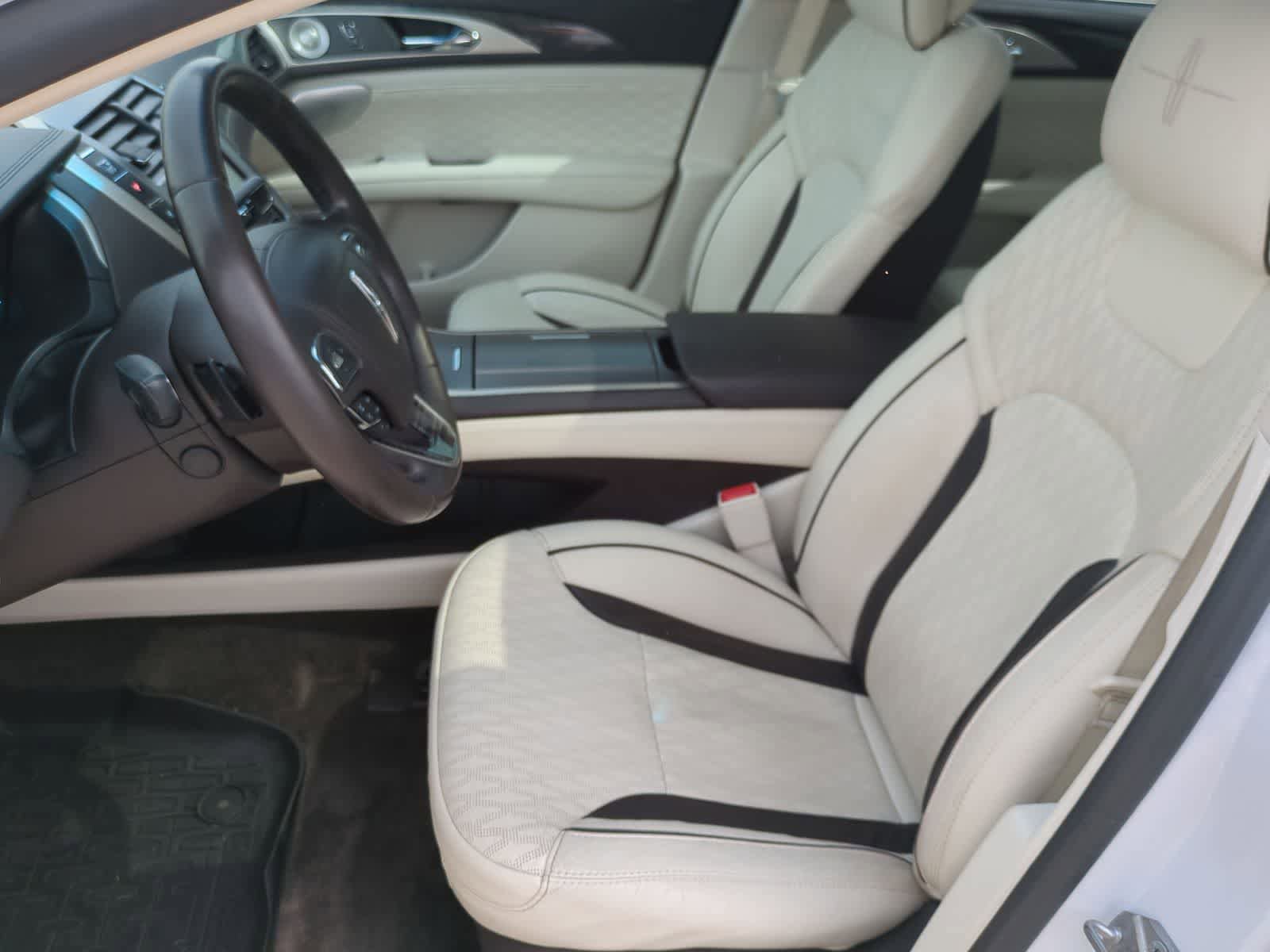 Used 2018 Lincoln MKZ Black Label w/ Climate Package AWD/4WD image 16