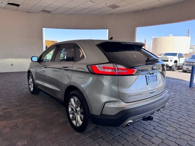 Certified 2022 Ford Edge Titanium AWD/4WD image 3
