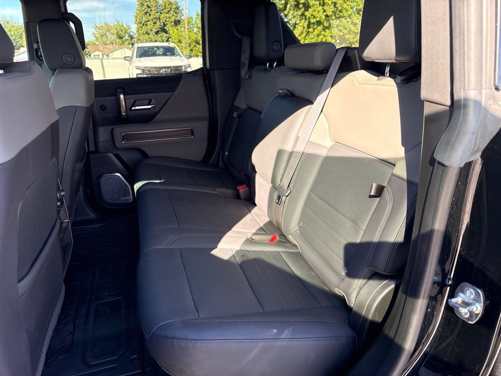 Used 2024 GMC Hummer EV 3X w/ Battery Pack, 24 Module Pack AWD/4WD image 17