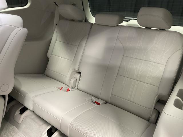 New 2026 Buick Enclave Avenir w/ Super Cruise Package AWD/4WD image 13