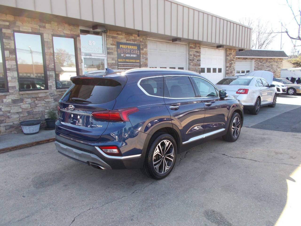 Used 2019 Hyundai Santa Fe Limited image 3