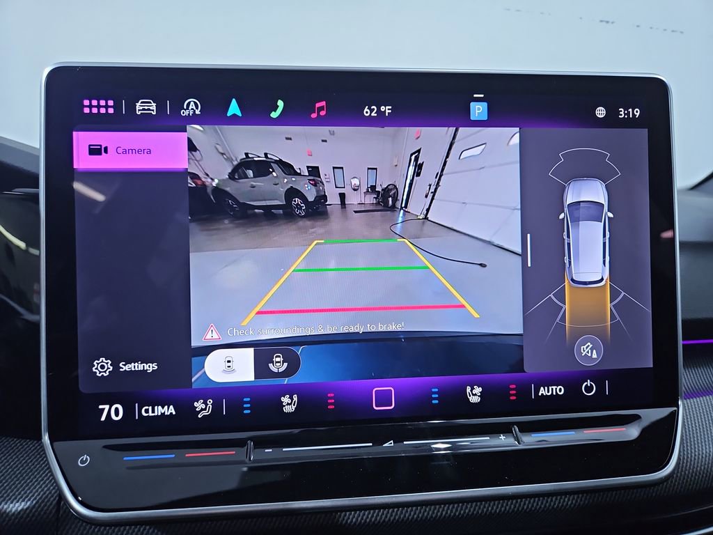 New 2025 Volkswagen GTI SE image 20