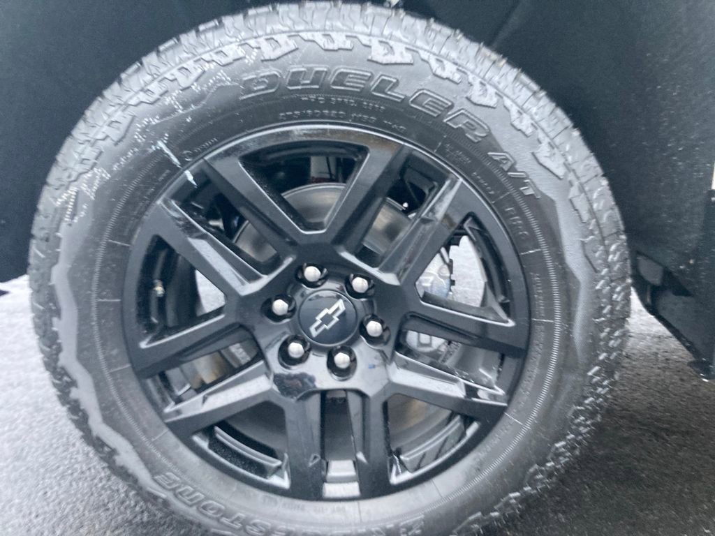 New 2026 Chevrolet Silverado 1500 Custom Trail Boss w/ Turbomax Blackout Package image 24