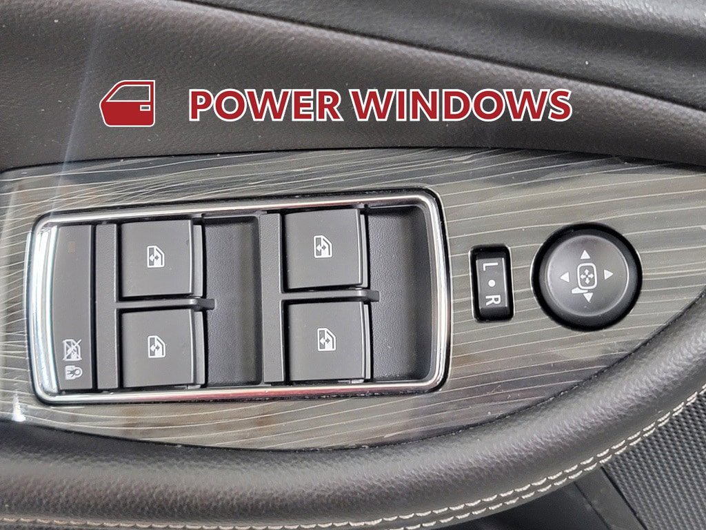Used 2018 Chevrolet Impala LT FWD image 25