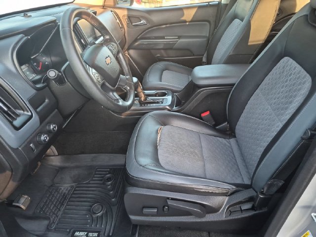 Used 2015 Chevrolet Colorado Z71 AWD/4WD image 15