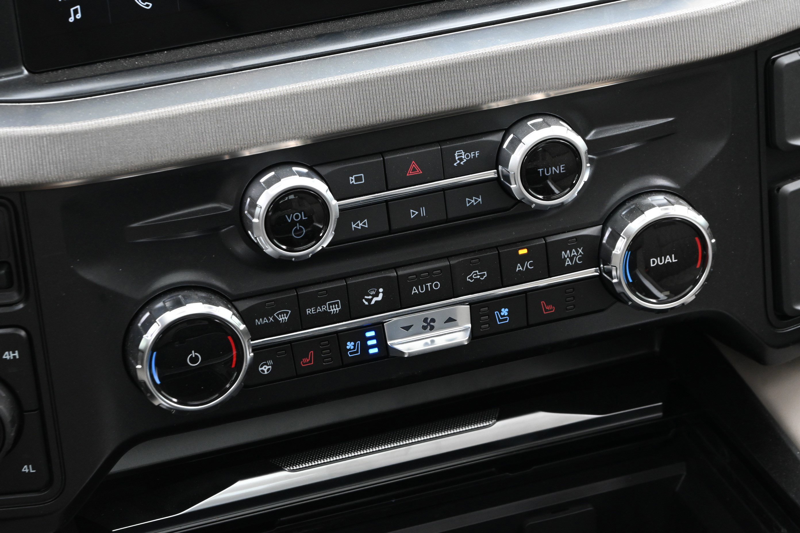 Used 2026 Ford F450 Platinum w/ Platinum Plus Package image 22