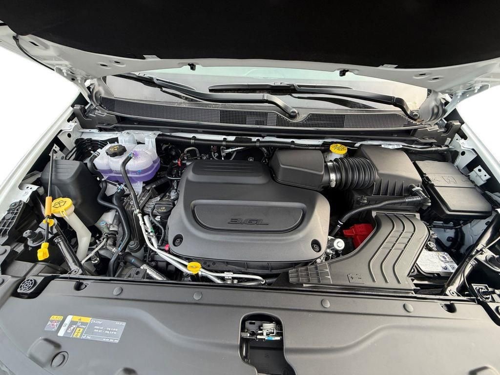 New 2026 Chrysler Voyager LX image 26