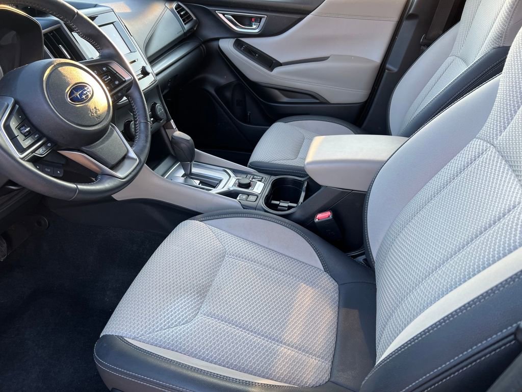 Used 2023 Subaru Forester Premium image 9