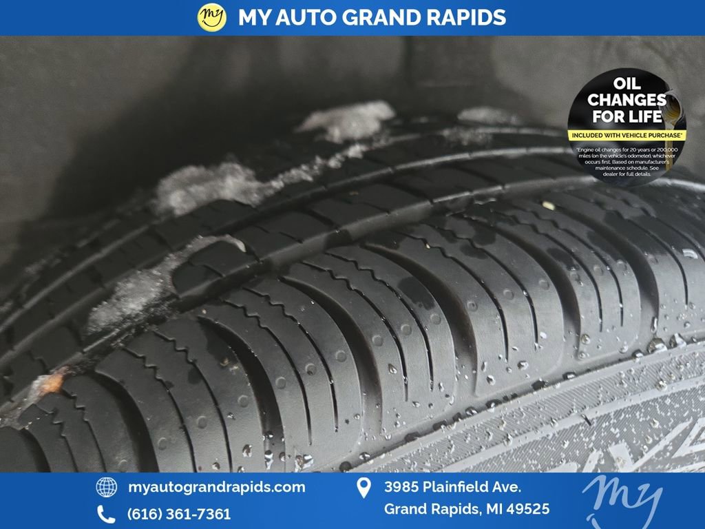 Used 2019 Toyota Corolla LE image 33