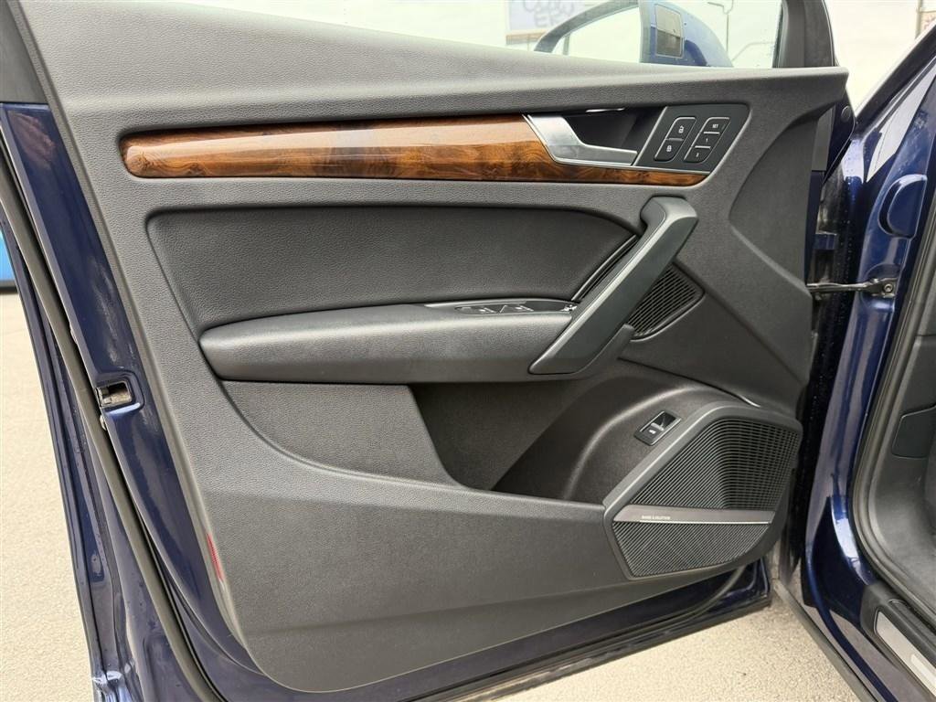 Used 2018 Audi Q5 2.0T Premium Plus w/ Premium Plus Package image 17