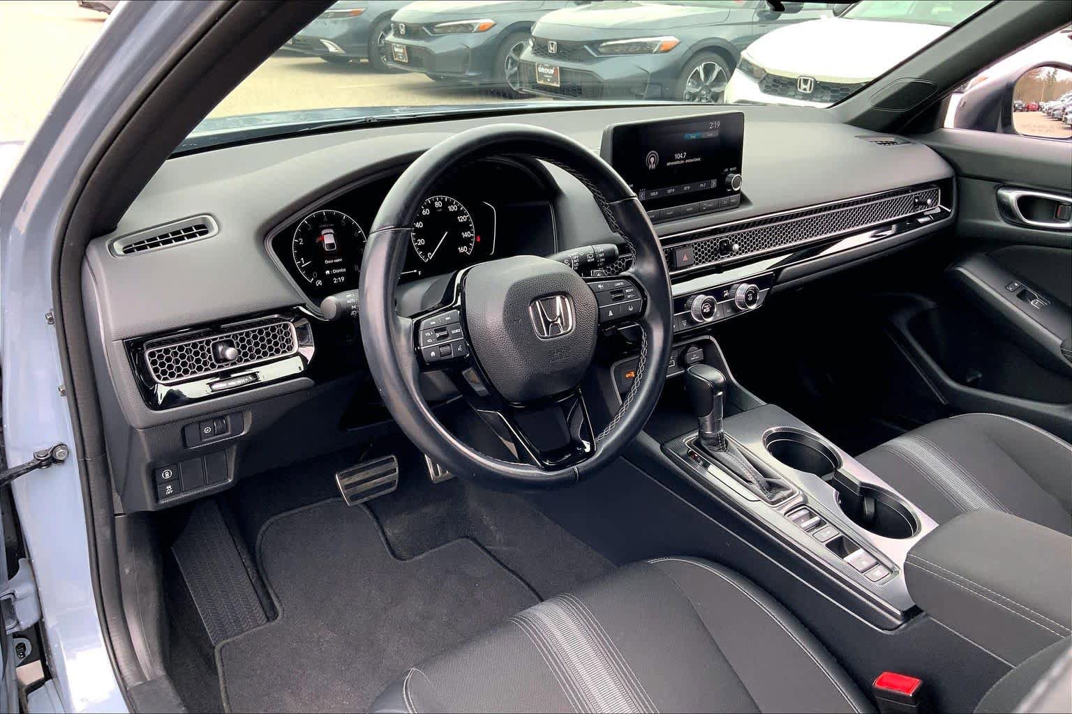 Used 2023 Honda Civic Sport image 18