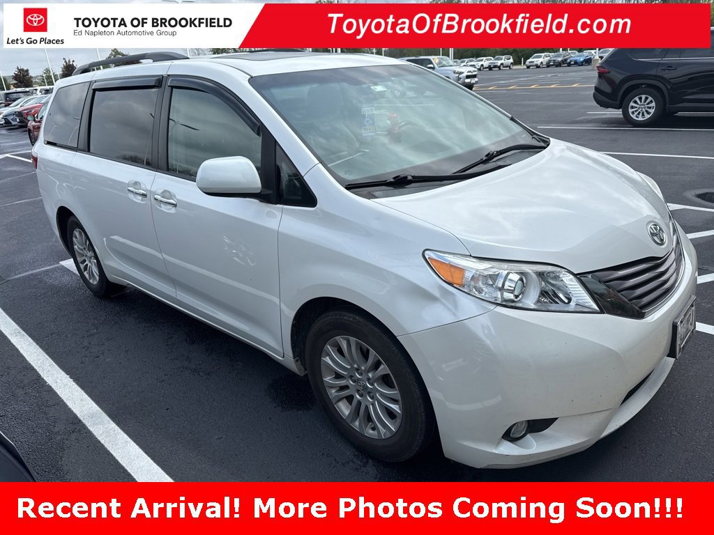 Used 2016 Toyota Sienna XLE