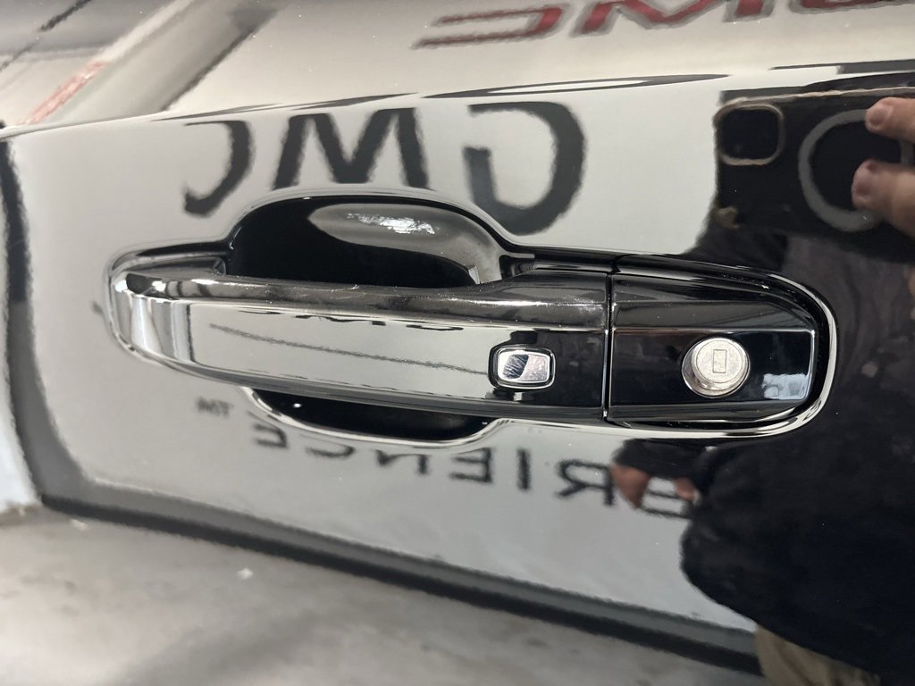 New 2026 GMC Sierra 1500 SLE image 10