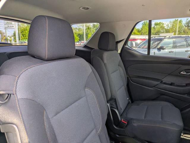 Used 2020 Chevrolet Traverse LT w/ Driver Confidence II Package image 30