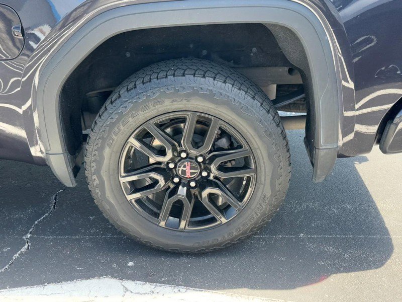 Used 2022 GMC Sierra 1500 Elevation w/ X31 Off-Road Package AWD/4WD image 7