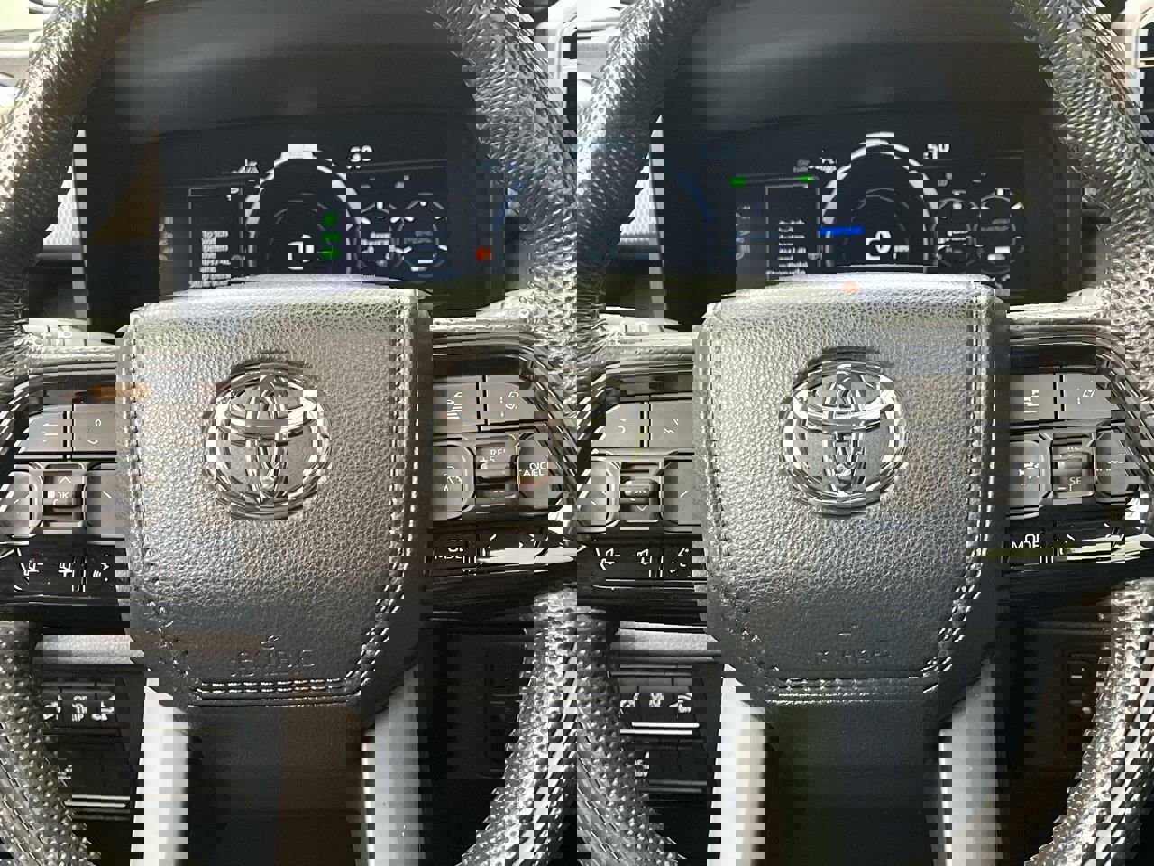 Used 2024 Toyota Tundra Limited image 16