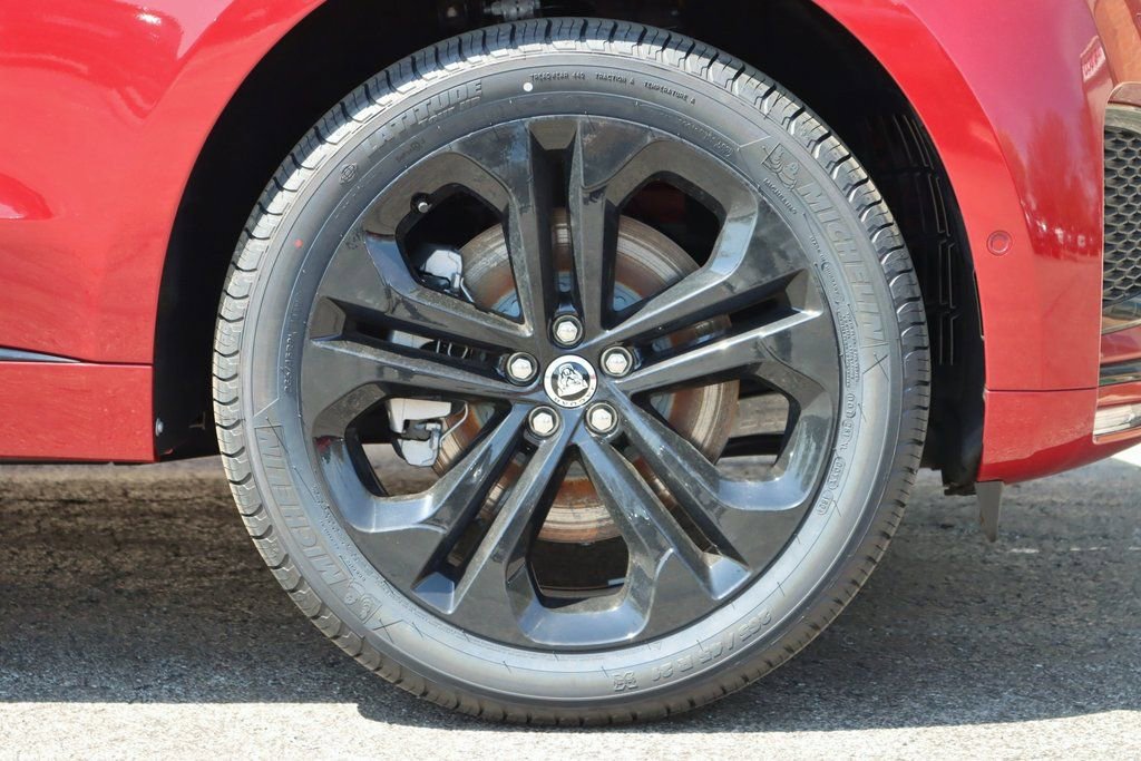 Used 2026 Jaguar F-PACE R-Dynamic S AWD/4WD image 9
