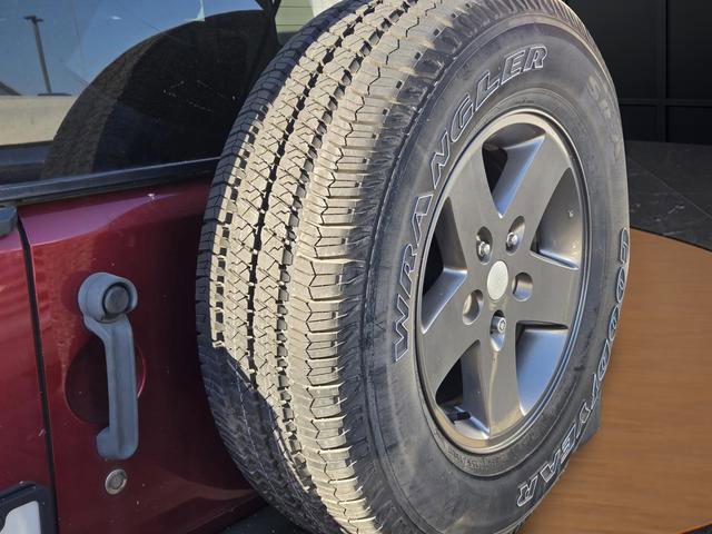 Used 2013 Jeep Wrangler Unlimited Sport image 7