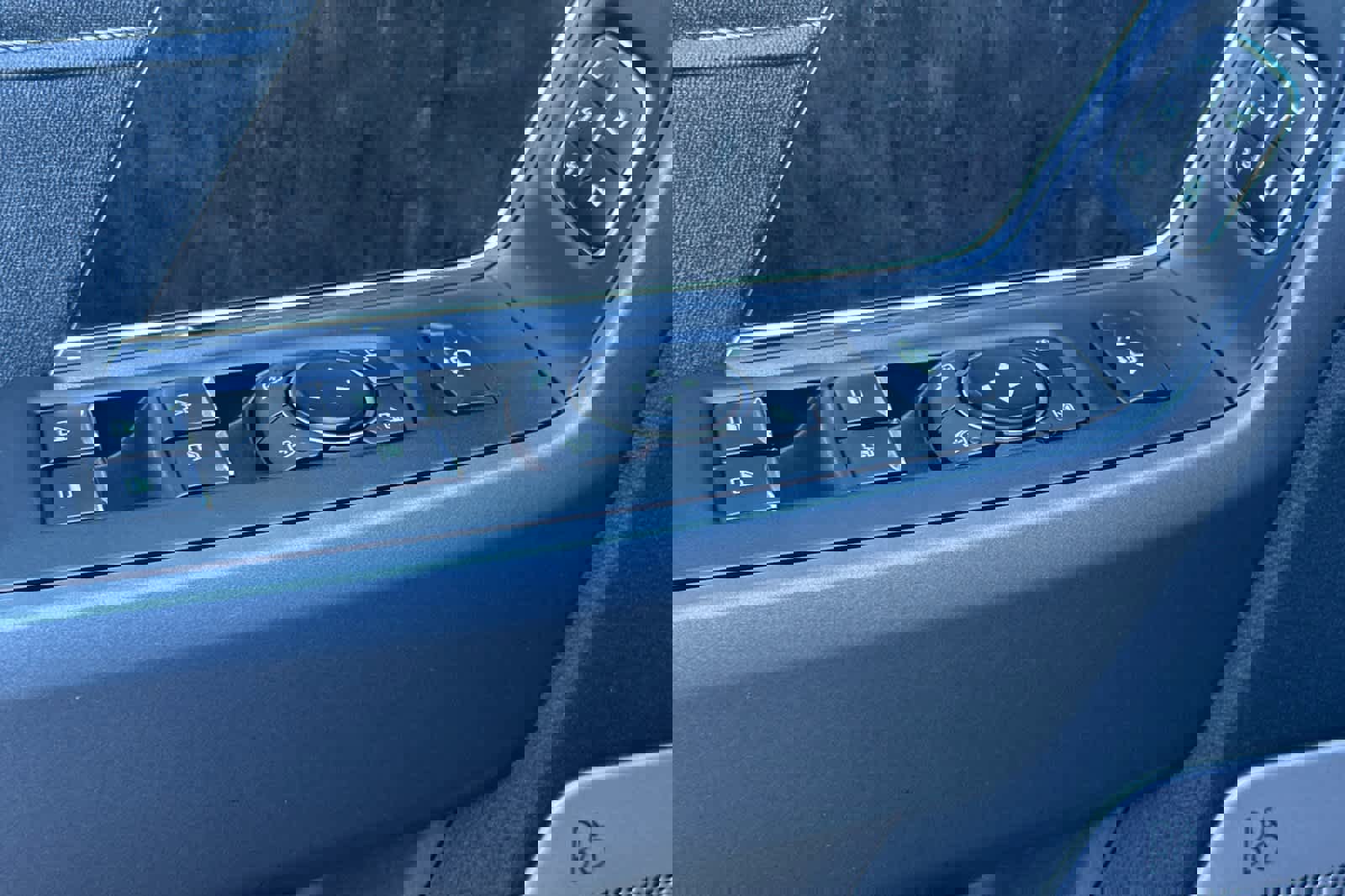 Certified 2025 Ford F250 Lariat w/ Lariat Ultimate Package image 13