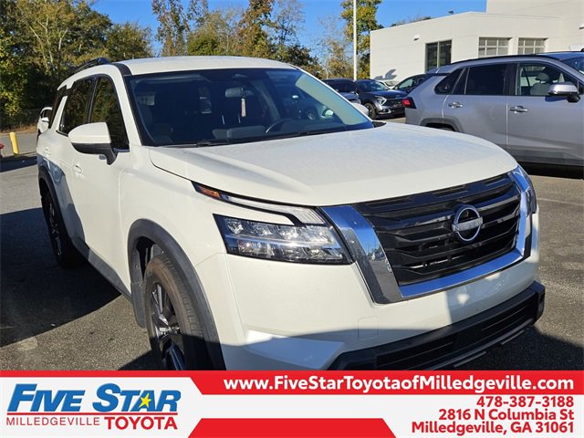 Used 2022 Nissan Pathfinder SV
