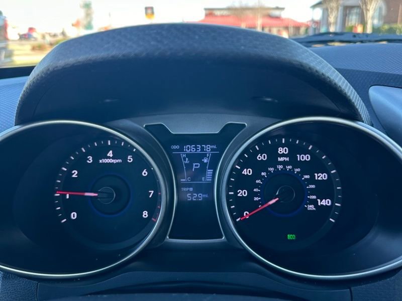 Used 2012 Hyundai Veloster image 14