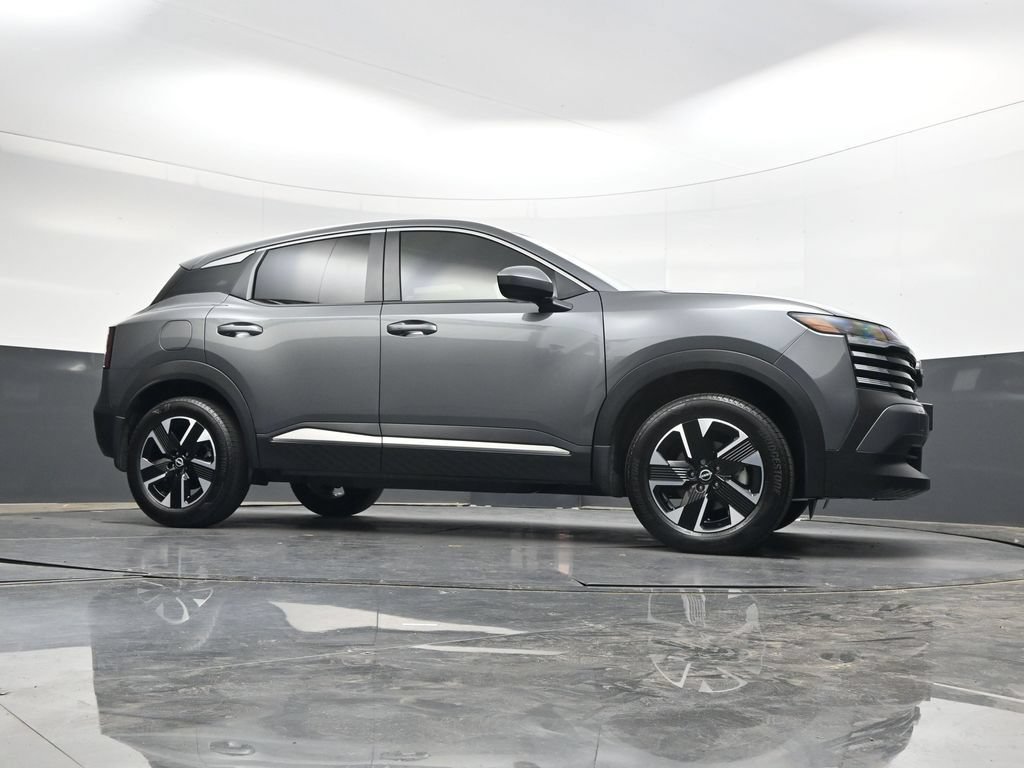 Certified 2025 Nissan Kicks SV AWD/4WD image 34