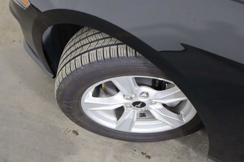 Used 2020 Ford Mustang Coupe RWD image 37