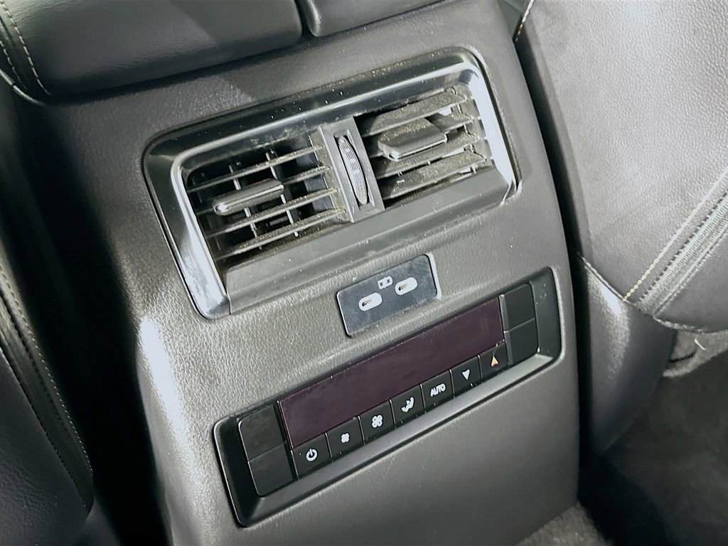 Certified 2024 MAZDA CX-90 Plug-In Hybrid w/ Premium Pkg image 34