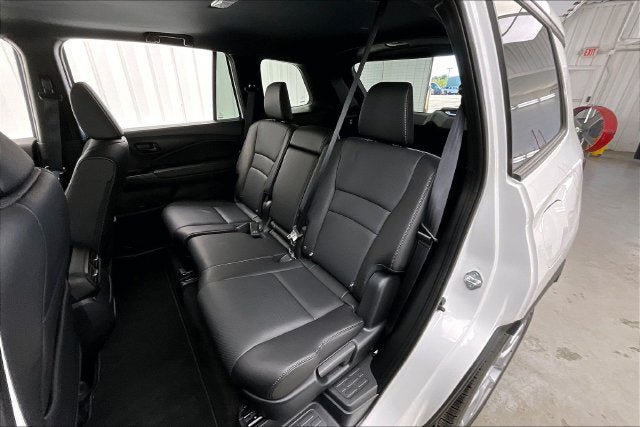 Certified 2024 Honda Passport EX-L image 20