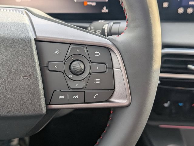 New 2026 Nissan Sentra SR w/ SR Premium Package FWD image 22