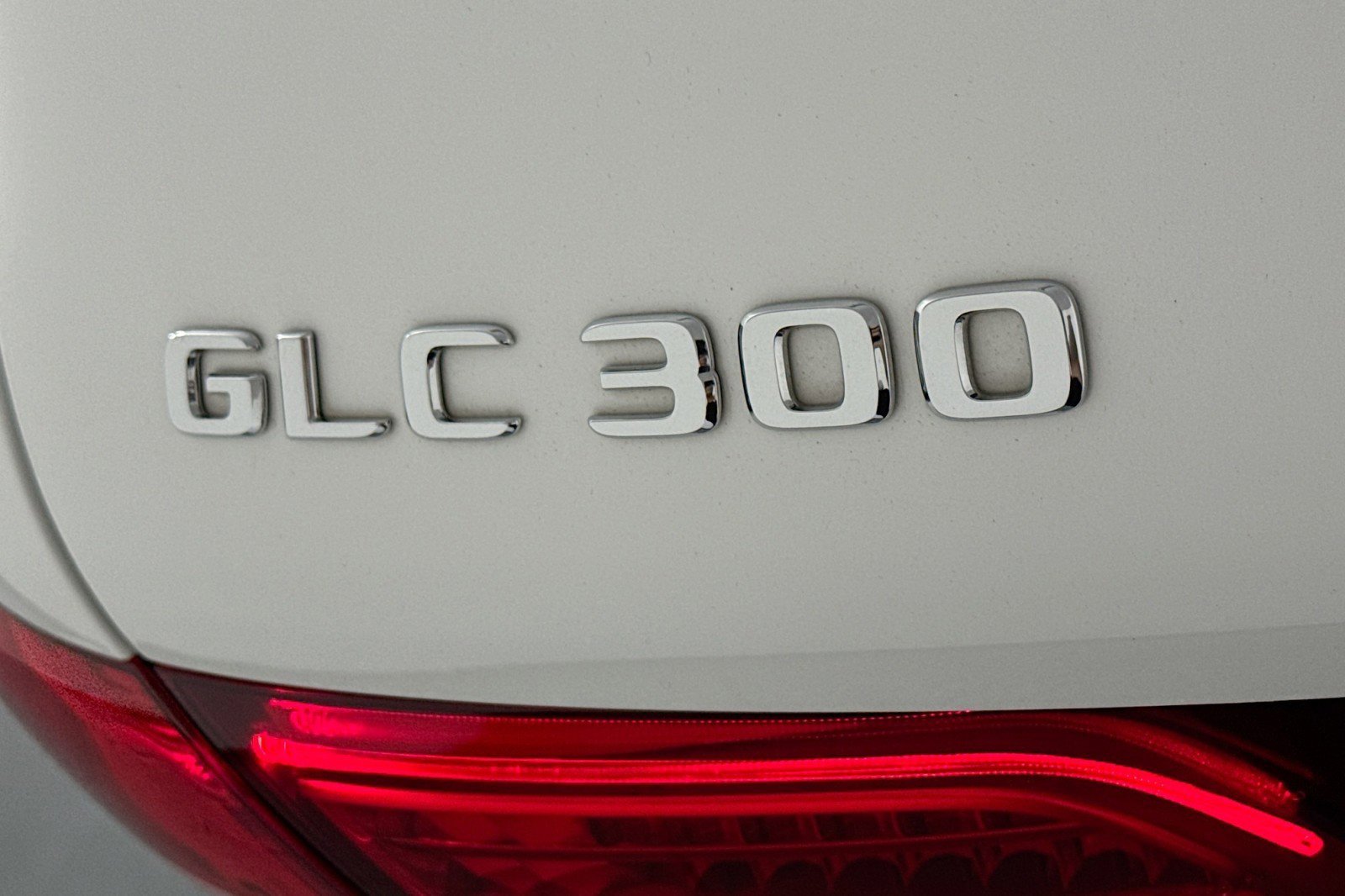 Used 2019 Mercedes-Benz GLC 300 image 9