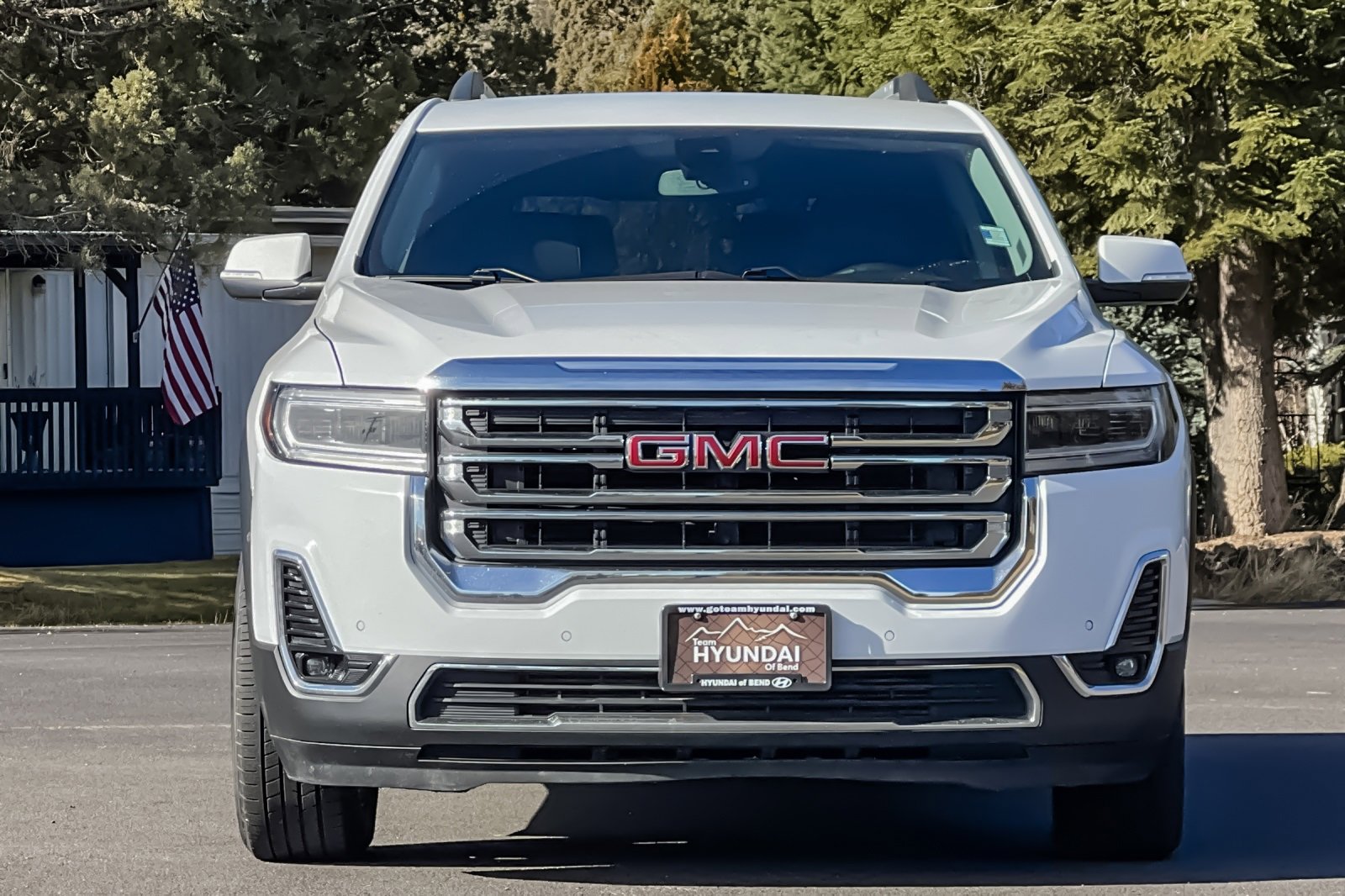 Used 2023 GMC Acadia SLT image 10