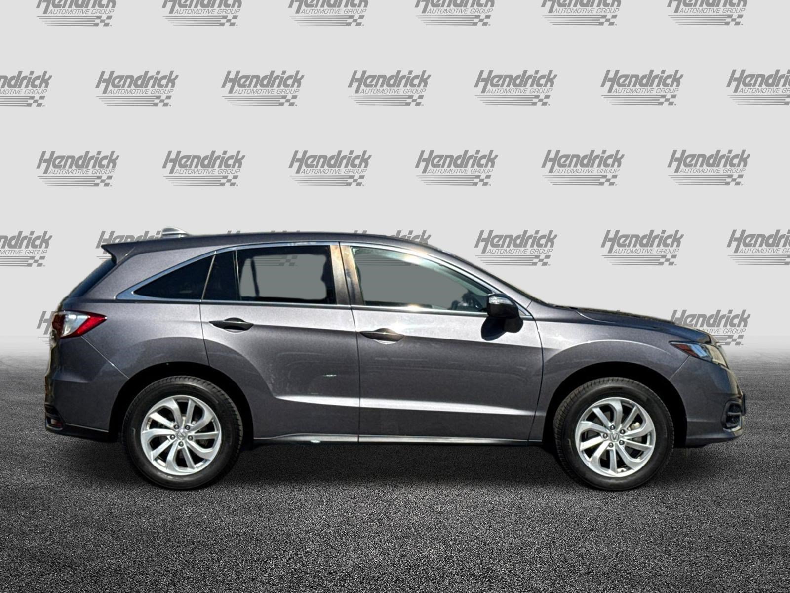 Used 2017 Acura RDX w/ Tech & AcuraWatch Plus Pack FWD image 3
