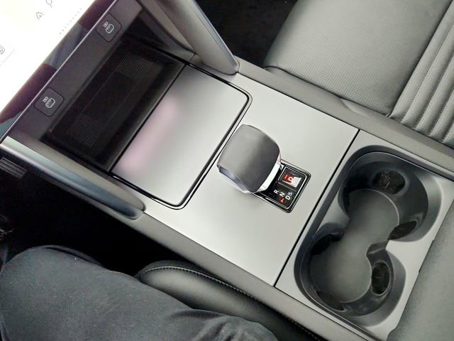 Certified 2025 Land Rover Discovery Sport S image 26