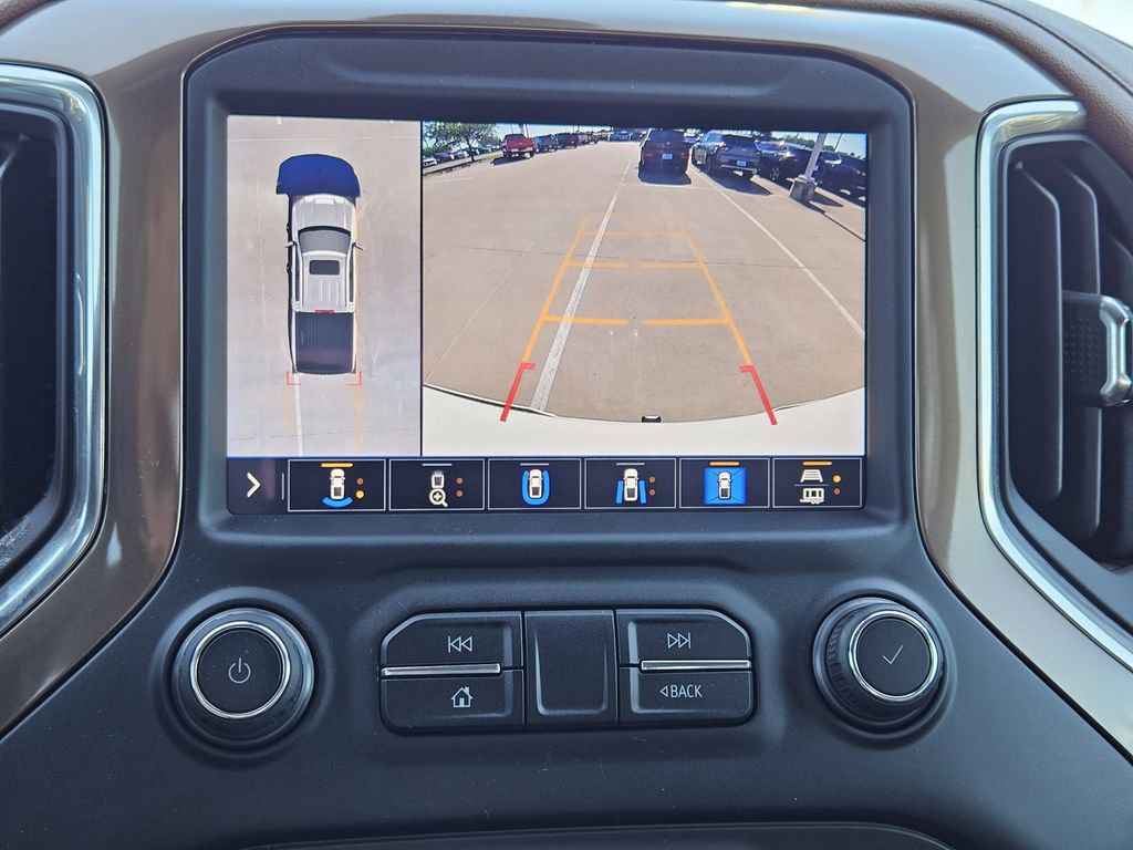 Used 2020 Chevrolet Silverado 1500 High Country w/ Technology Package AWD/4WD image 23