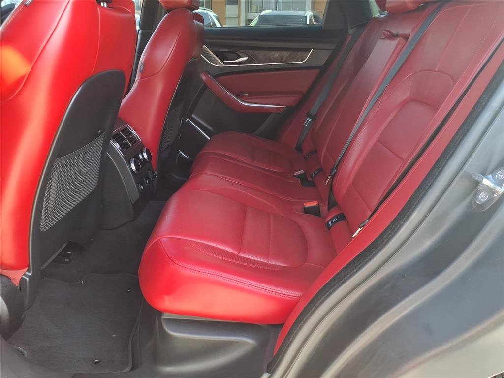 Used 2021 Jaguar F-PACE R-Dynamic S image 17