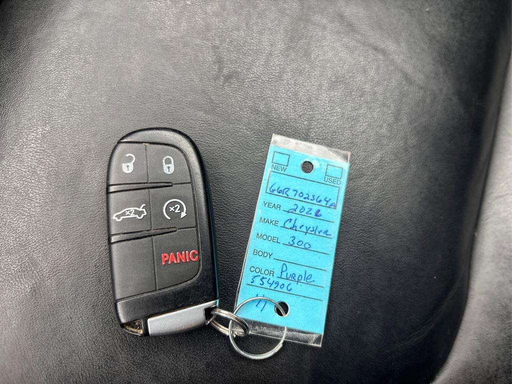 Used 2021 Chrysler 300 Touring L image 35