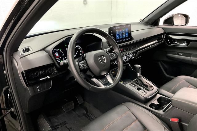 Used 2025 Honda CR-V Sport Touring image 16