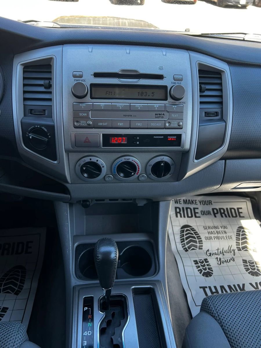 Used 2011 Toyota Tacoma 4x4 Double Cab w/ TRD Sport Pkg image 17