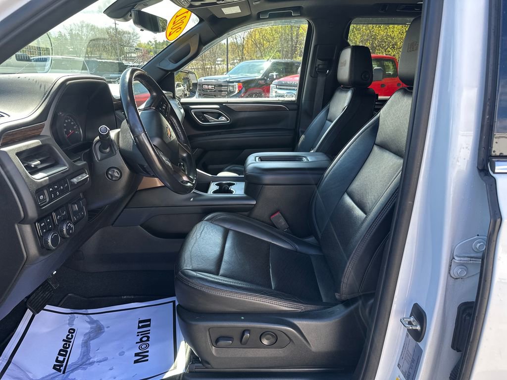 Used 2021 Chevrolet Tahoe High Country w/ Premium Package AWD/4WD image 9