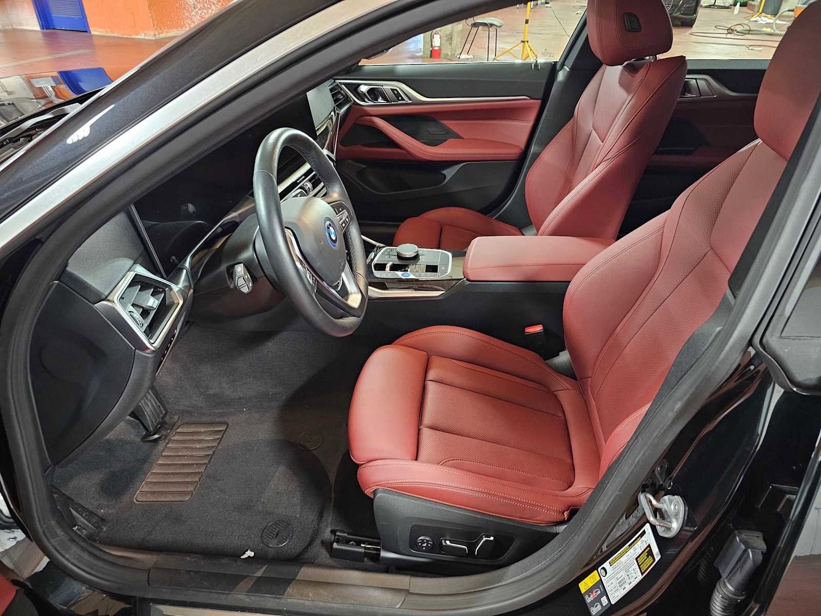 Used 2024 BMW i4 eDrive35 w/ Premium Package image 22