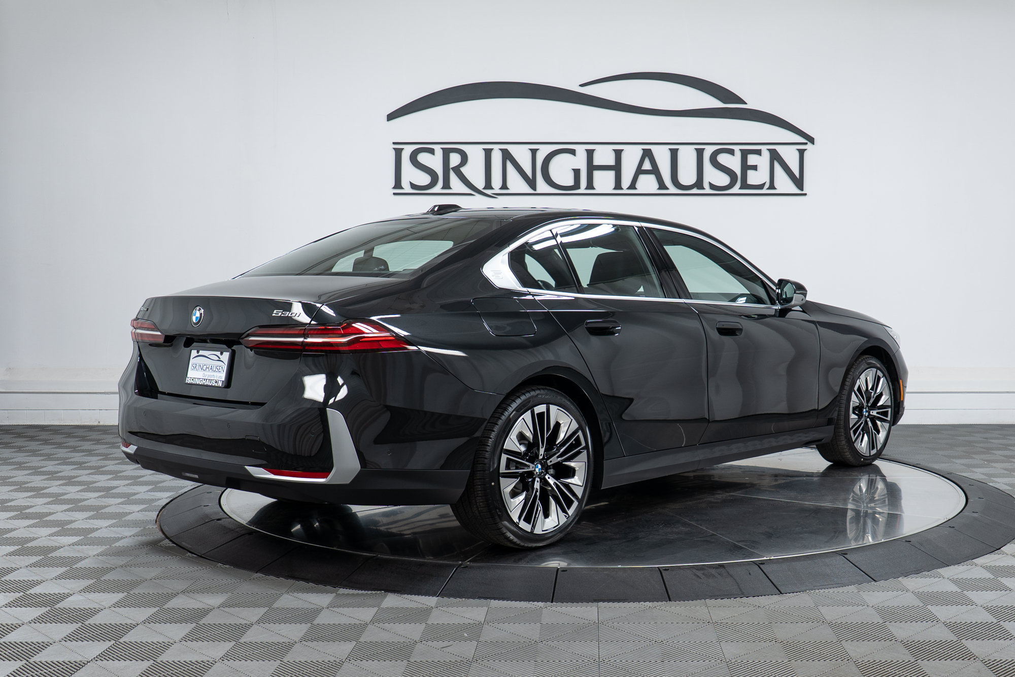 Used 2026 BMW 530i xDrive w/ Premium Package AWD/4WD image 5