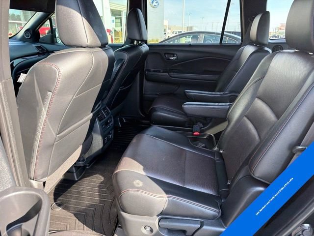 Used 2020 Honda Pilot Black Edition image 13