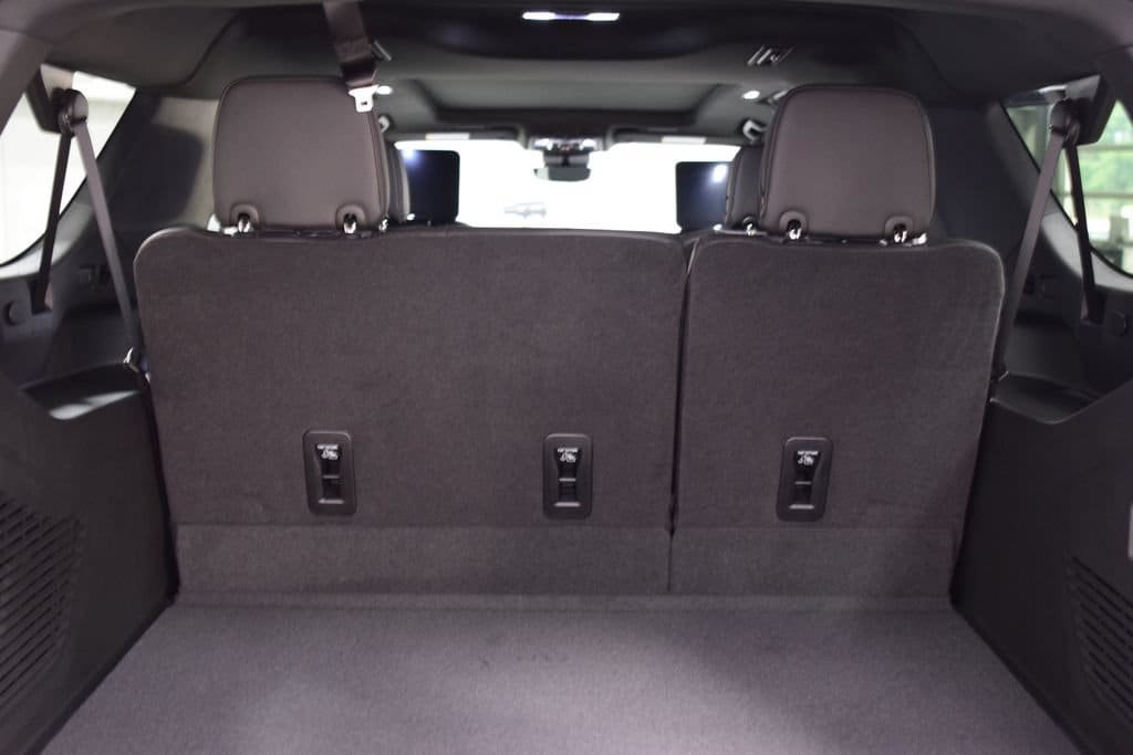 New 2026 Chevrolet Suburban High Country AWD/4WD image 23