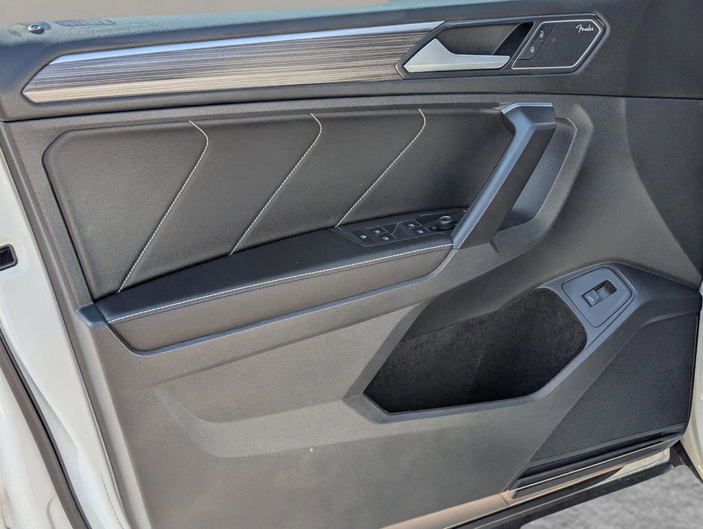 Used 2022 Volkswagen Tiguan SEL R-Line image 24