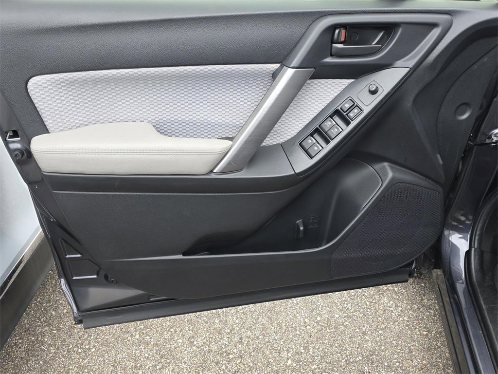 Used 2018 Subaru Forester 2.5i Premium w/ Popular Package #3A image 30