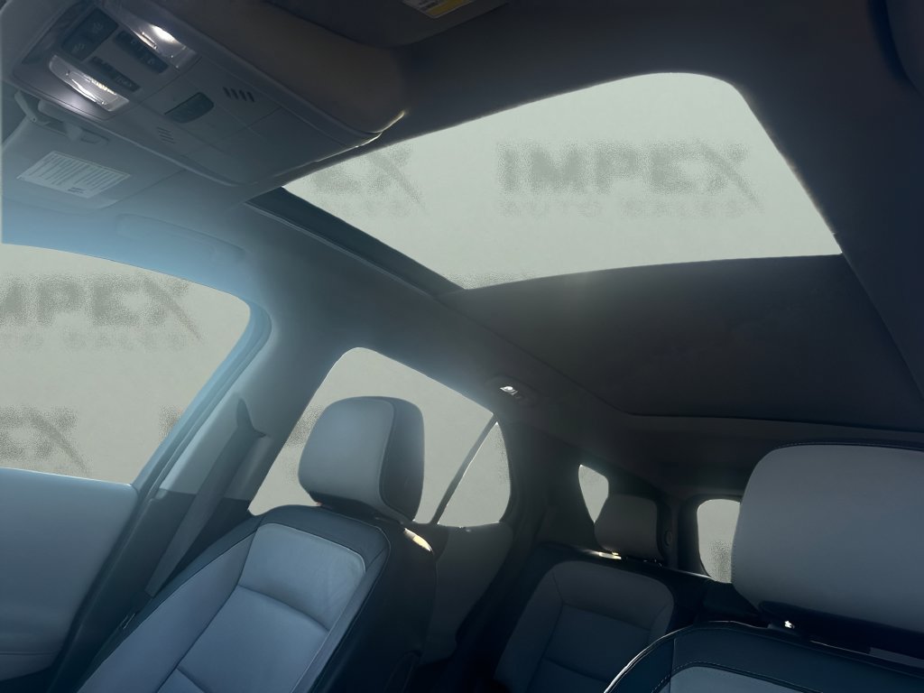 Used 2018 Chevrolet Equinox Premier AWD/4WD image 12