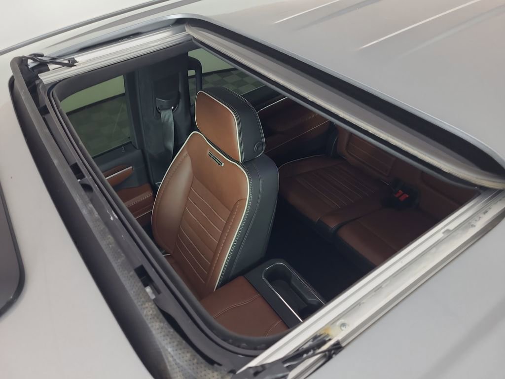 Used 2024 GMC Sierra 2500 Denali Ultimate image 9