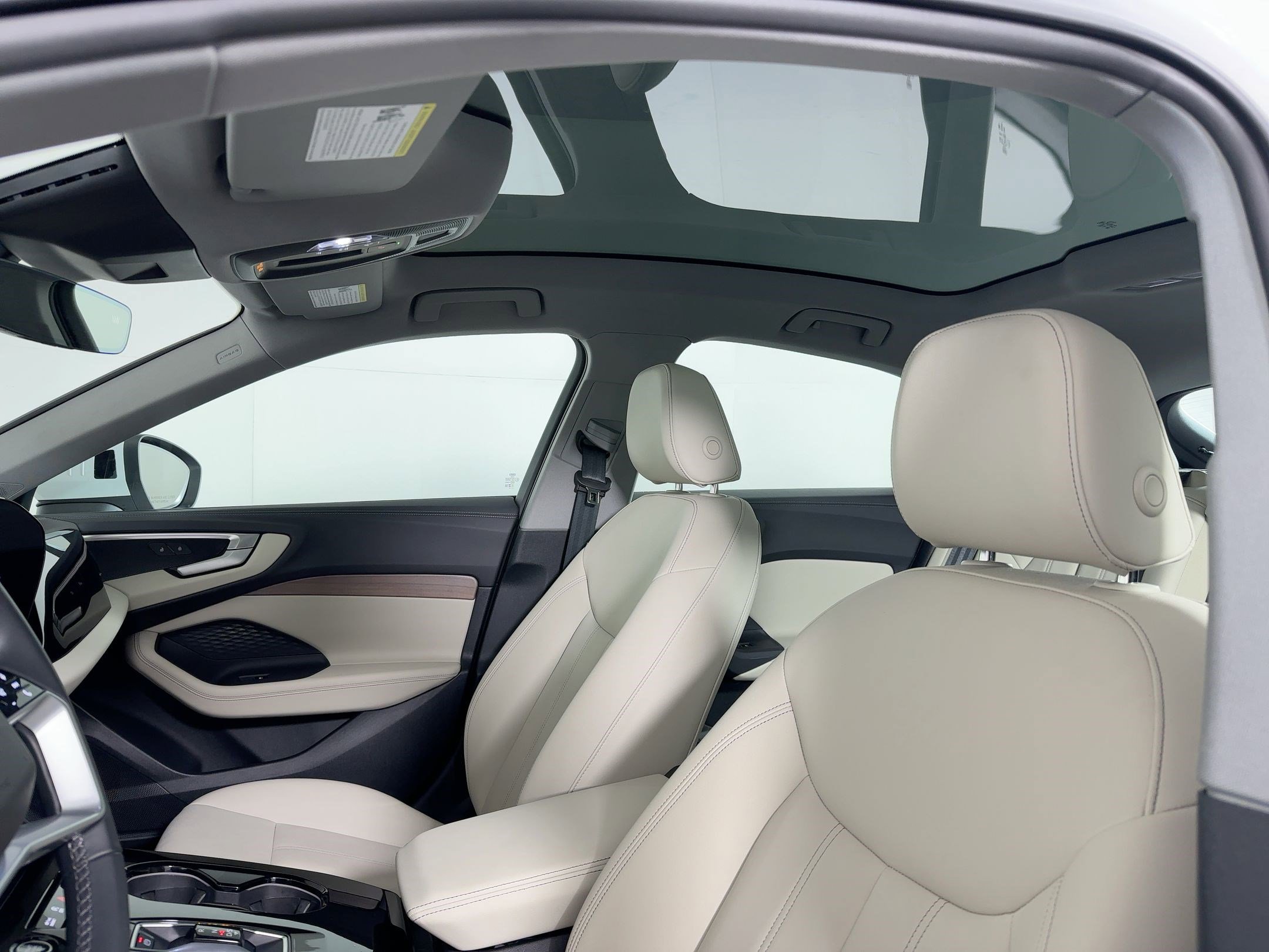 Used 2025 Audi A5 2.0T Premium w/ Convenience Package image 27