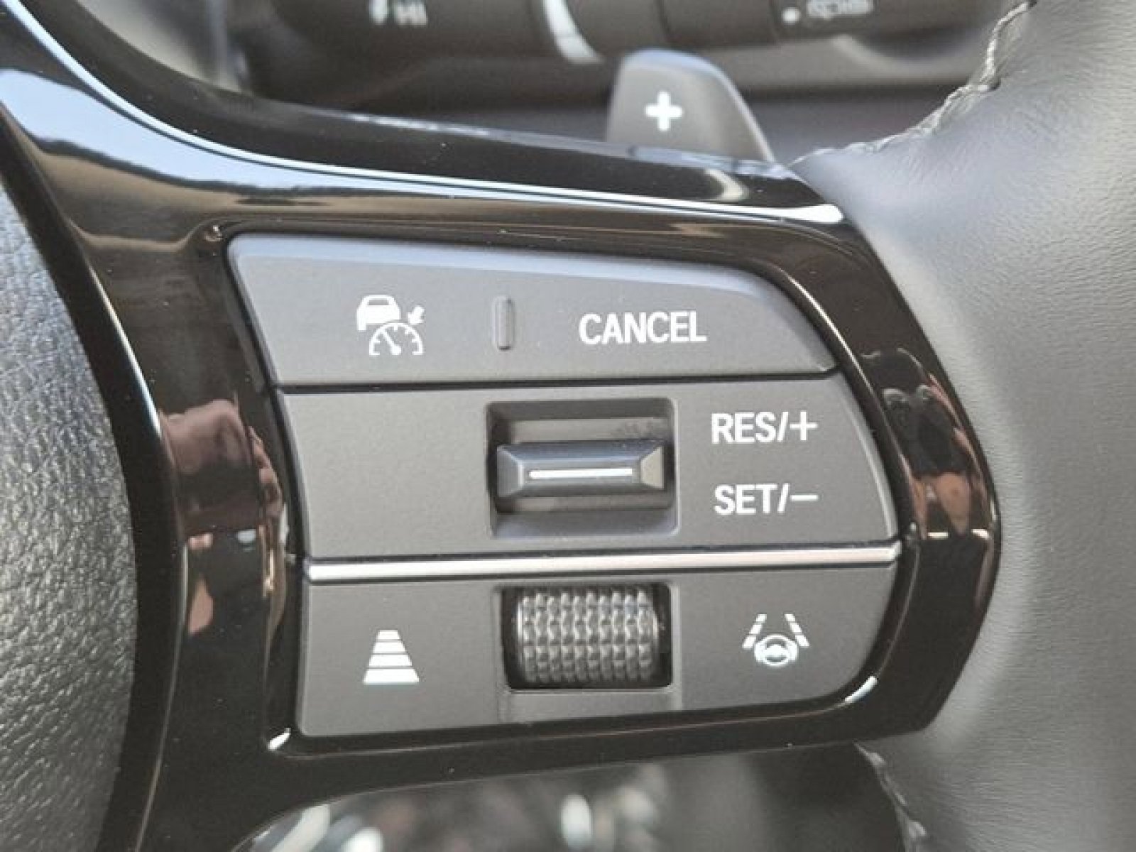 New 2026 Honda Pilot Touring image 17